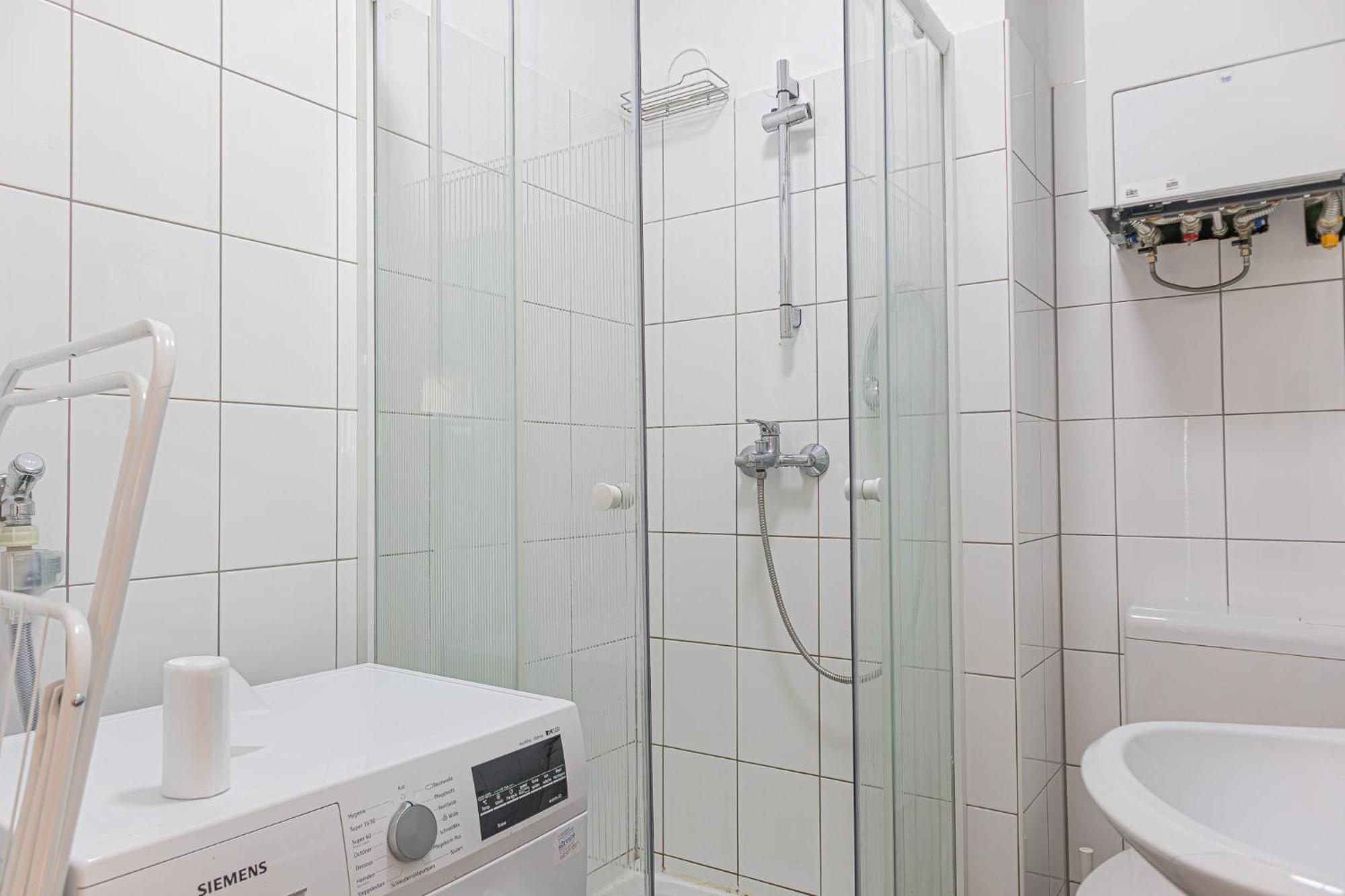 Spacious 2Br Apt Great Location - Near Schoenbrunn Viyana Dış mekan fotoğraf